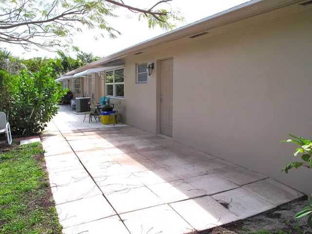 1295 High Point Place N A, Delray Beach, FL 33445