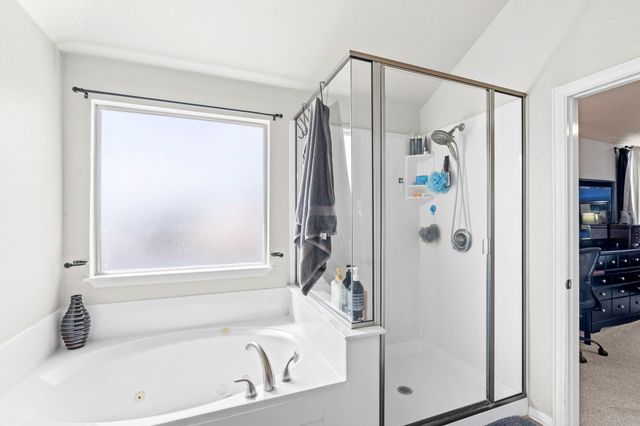 227 Sandstone TRL, Buda, TX 78610