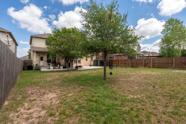 227 Sandstone TRL, Buda, TX 78610