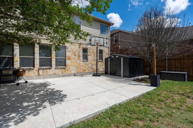227 Sandstone TRL, Buda, TX 78610