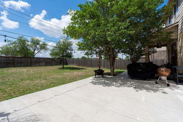 227 Sandstone TRL, Buda, TX 78610