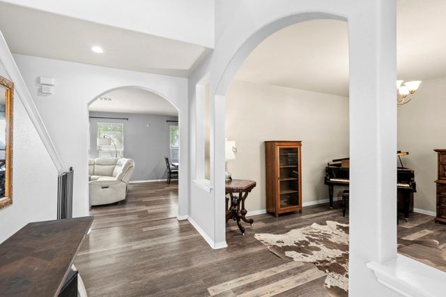 227 Sandstone TRL, Buda, TX 78610