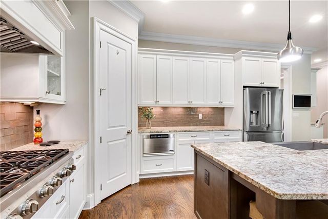 3859 Cochran Lake Drive, Marietta, GA 30062