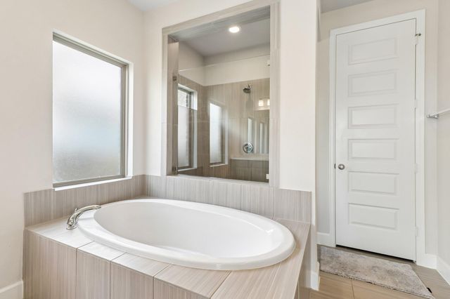 112 Chinaberry BND, Bastrop, TX 78602