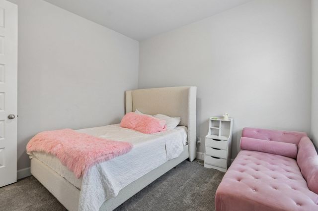 112 Chinaberry BND, Bastrop, TX 78602