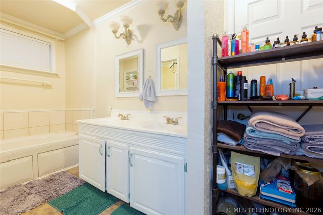 1425 E Seminole, Mcalester, OK 74501