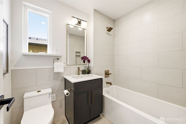 3402 SW Spokane Street, Seattle, WA 98126
