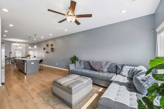 1178 Short St, Spring Hill, TN 37174