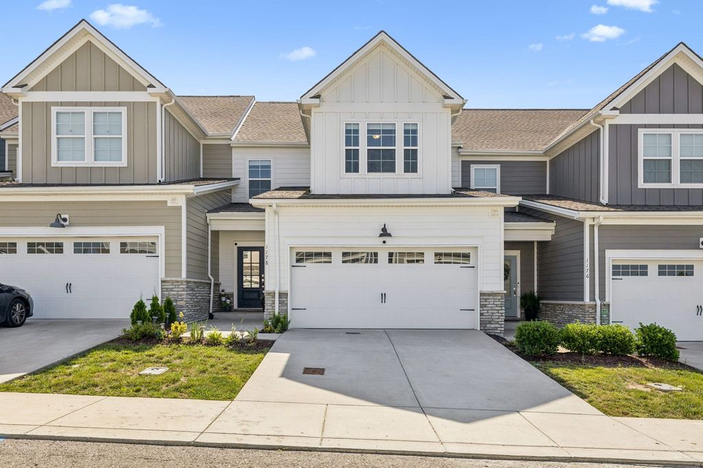 1178 Short St, Spring Hill, TN 37174