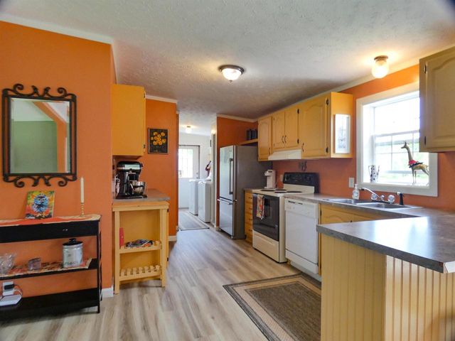 N3644 GREEN VALLEY ROAD, Pulaski, WI 54162