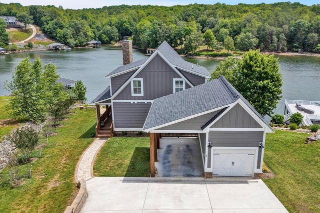 3 Augusta WAY, Wirtz, VA 24184