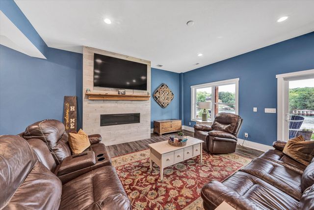 3 Augusta WAY, Wirtz, VA 24184