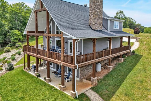 3 Augusta WAY, Wirtz, VA 24184