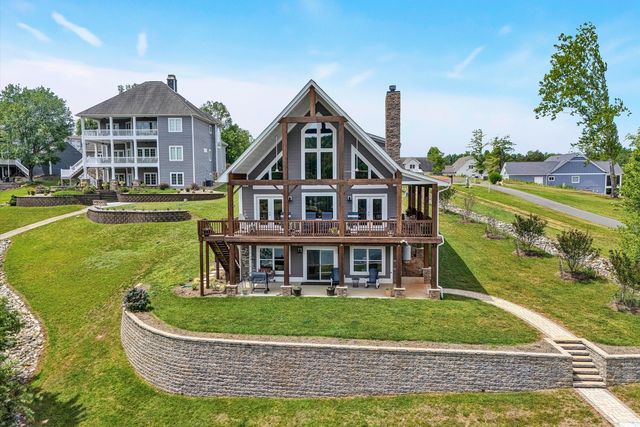 3 Augusta WAY, Wirtz, VA 24184