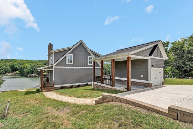 3 Augusta WAY, Wirtz, VA 24184