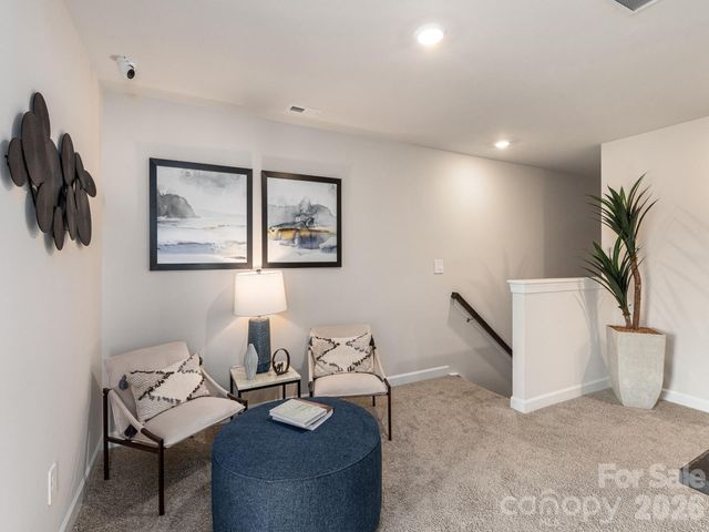 8337 Hidden Springs Trail, Charlotte, NC 28216