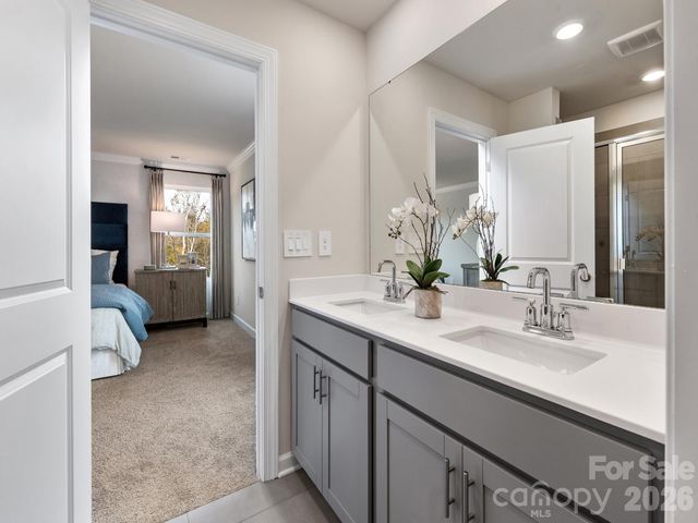 8337 Hidden Springs Trail, Charlotte, NC 28216