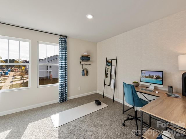 8337 Hidden Springs Trail, Charlotte, NC 28216
