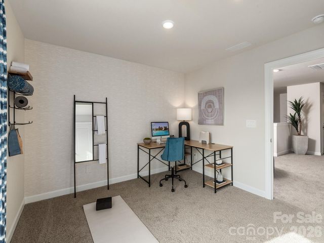 8337 Hidden Springs Trail, Charlotte, NC 28216