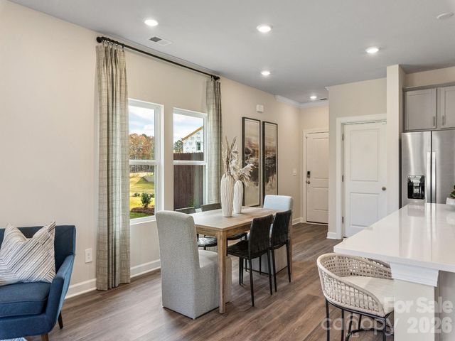 8337 Hidden Springs Trail, Charlotte, NC 28216