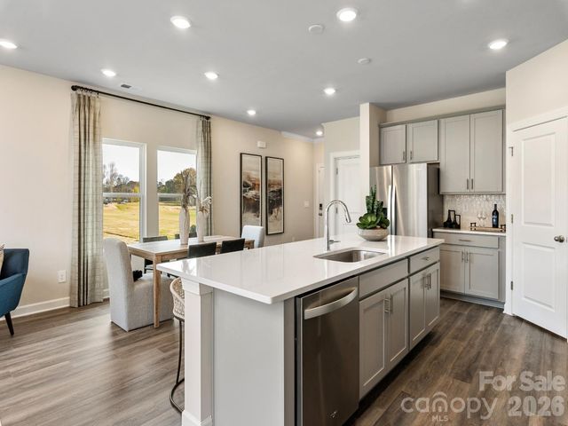 8337 Hidden Springs Trail, Charlotte, NC 28216