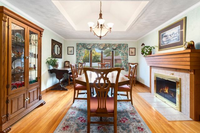 12 Carpenter Road, Lynnfield, MA 01940