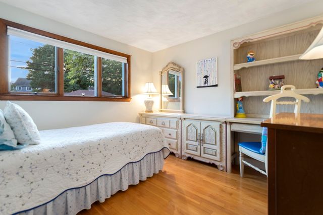 12 Carpenter Road, Lynnfield, MA 01940