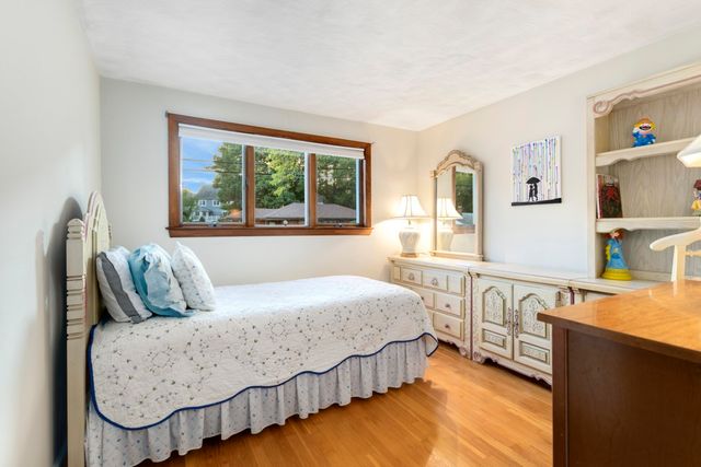 12 Carpenter Road, Lynnfield, MA 01940