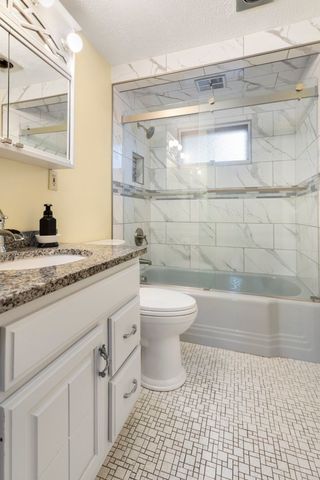 12 Carpenter Road, Lynnfield, MA 01940