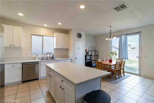 14761 Coachman, Victorville, CA 92394