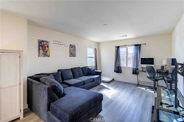 14761 Coachman, Victorville, CA 92394