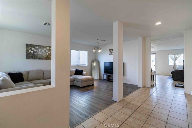 14761 Coachman, Victorville, CA 92394