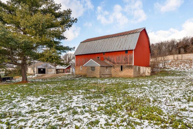 W17474 Silver Creek ROAD, Galesville, WI 54630