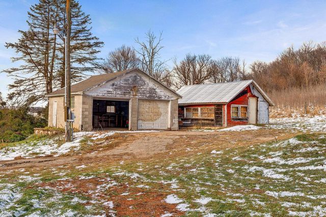 W17474 Silver Creek ROAD, Galesville, WI 54630