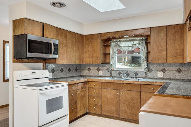 W17474 Silver Creek ROAD, Galesville, WI 54630