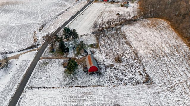 W17474 Silver Creek ROAD, Galesville, WI 54630