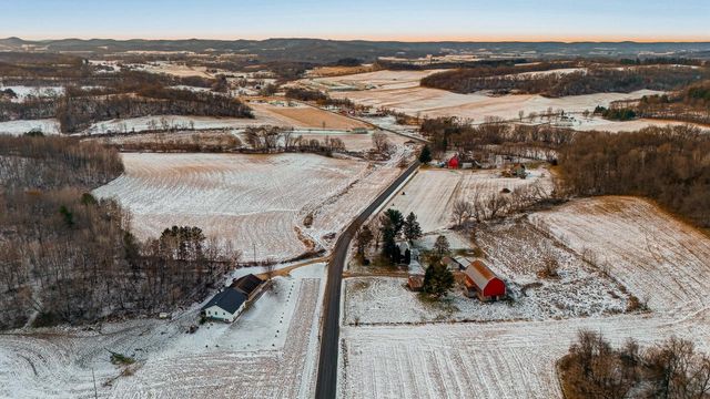 W17474 Silver Creek ROAD, Galesville, WI 54630