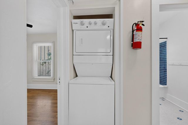 414 W 8th Street NW, Albuquerque, NM 87102