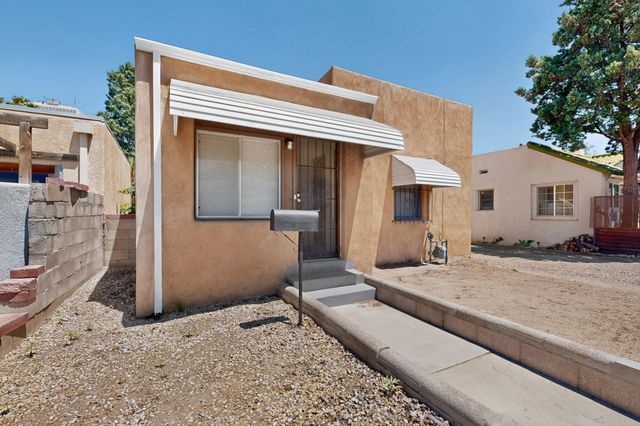414 W 8th Street NW, Albuquerque, NM 87102