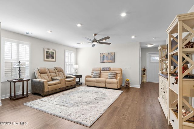 1236 Hickmans Branch Drive NW, Carolina Shores, NC 28467