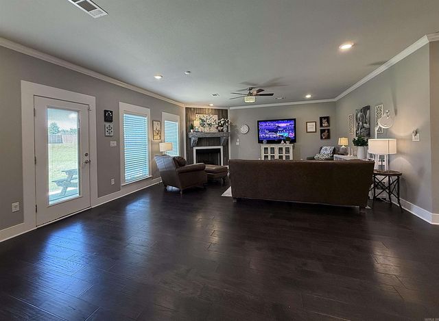 39 Alexandrea Drive, Greenbrier, AR 72058