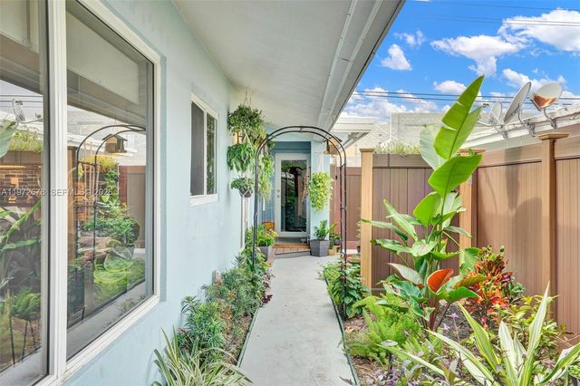 1236 NE 18th Avenue, Fort Lauderdale, FL 33304