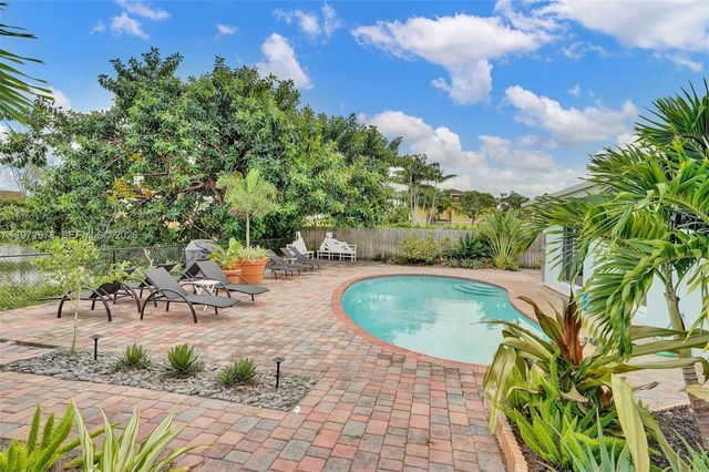 1236 NE 18th Avenue, Fort Lauderdale, FL 33304
