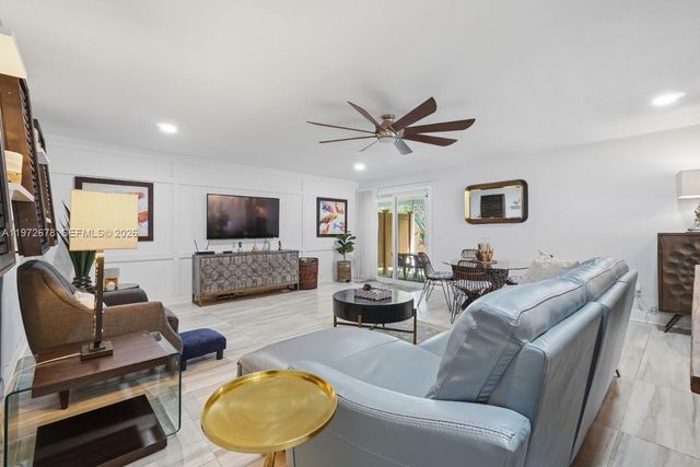 1236 NE 18th Avenue, Fort Lauderdale, FL 33304