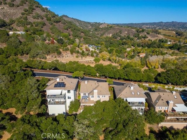 6287 Kestrel Lane, Avila Beach, CA 93424