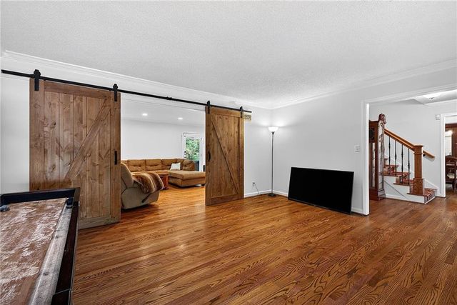 445 Cove Drive NE, Marietta, GA 30067