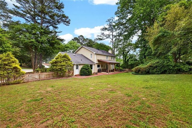 445 Cove Drive NE, Marietta, GA 30067