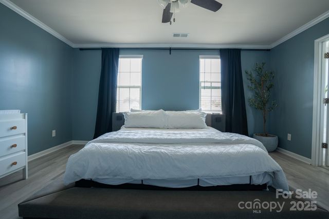 242 Kennerly Avenue, Mooresville, NC 28115