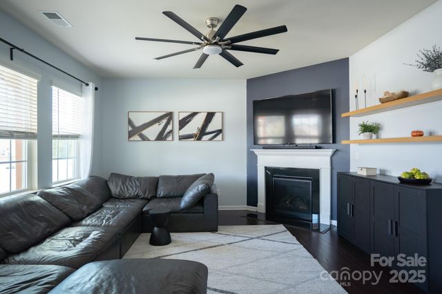 242 Kennerly Avenue, Mooresville, NC 28115