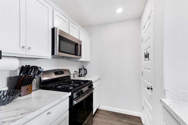 1325 Road 5102, Cleveland, TX 77327